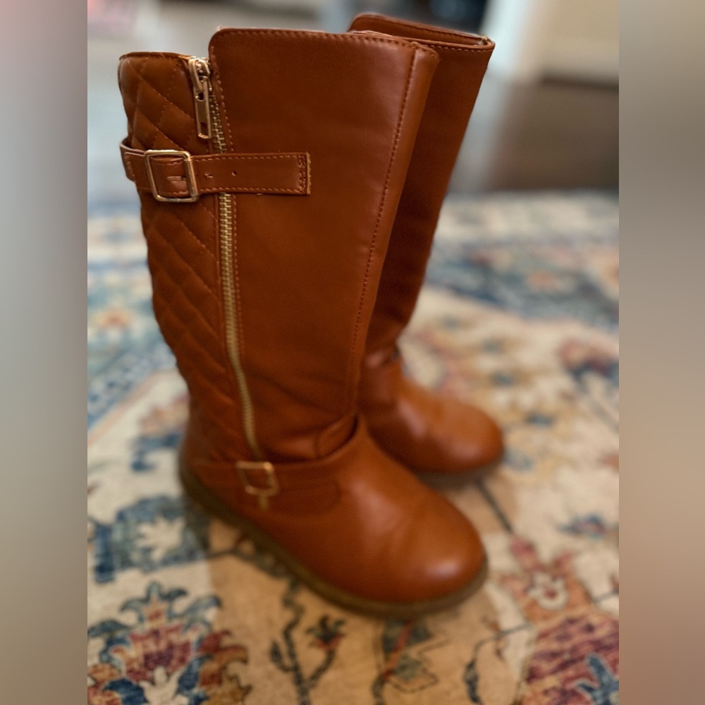 Brown Knee-High Boots with Buckle Detail